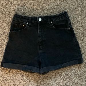 H&M Mom Shorts Ultra High Rise